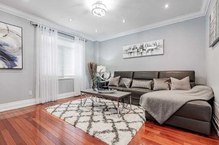 For Lease - 16 Down Crescent, Ajax, Ontario - Photo 4