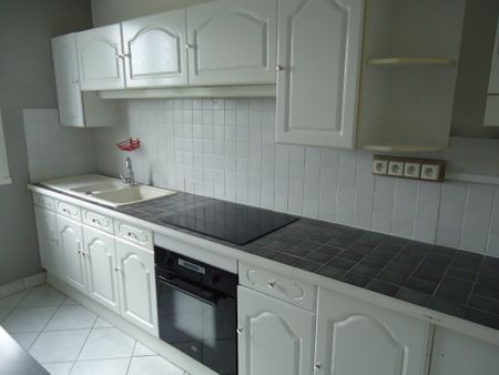 Location Appartement 4 pièces 67m² NEVERS 58000 - Photo 4