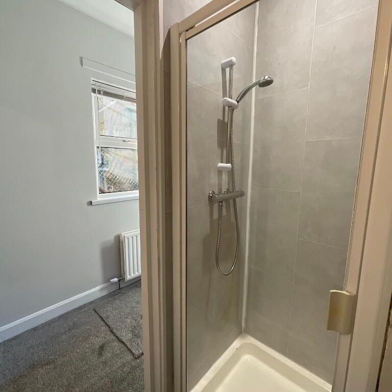 Apt 2, 10 Cliftonville Avenue, Apartment 2, Belfast, BT14 6BX - Photo 1