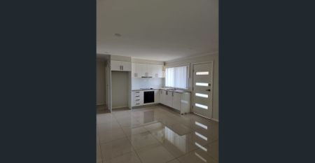 Modern Two Bedroom Granny Flat - Photo 2