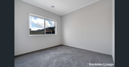 Delightful Family Home! - Photo 5