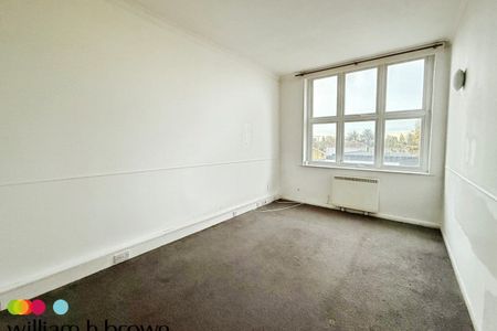 Stanford House - Photo 5