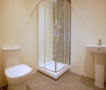 Studio flat to rent in St Peters Road, Bournemouth, BH1 - Photo 3