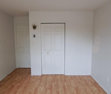 Le 2940 des Gouverneurs, St-Hyacinthe - Photo 1