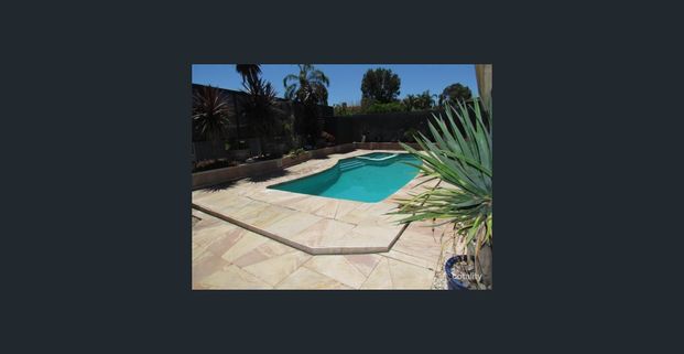 Spacious 4-Bedroom Home in Quiet Willetton - $975/Week - Photo 1