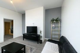 Simonside Terrace, Heaton, Newcastle upon Tyne NE6 5DS - Photo 1