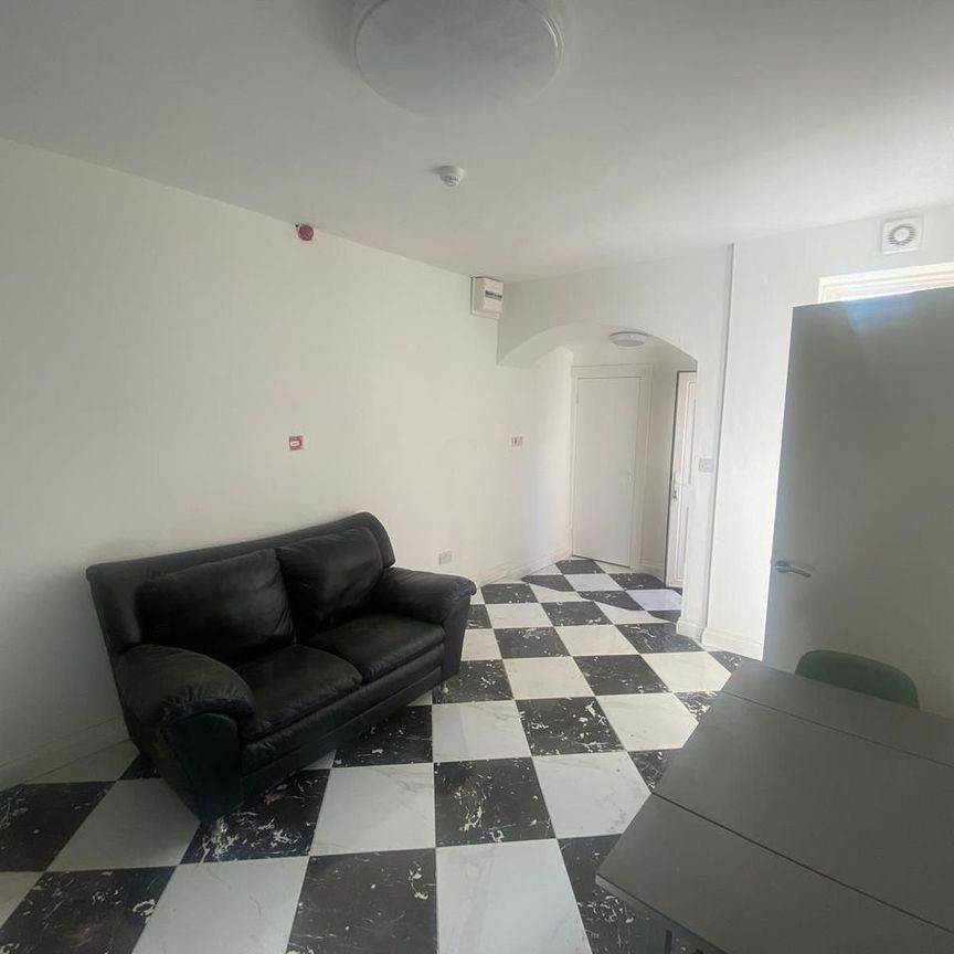 Anglesea Road, Donnybrook, Dublin 4 - Photo 1