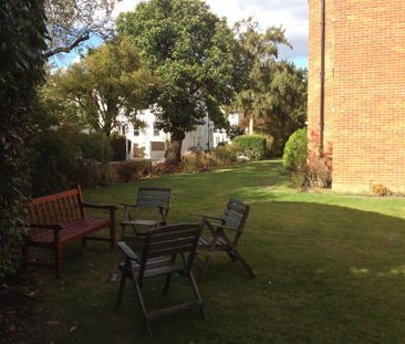 2 bedroom flat to rent - Photo 6
