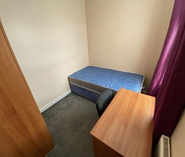 4 bedroom house to rent - Photo 5