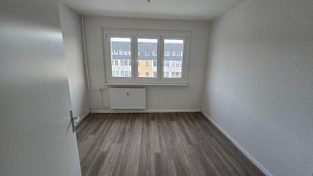 *** Gemütliche 3-RWE: Saniert und bezugsbereit *** - Photo 3