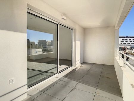 Studio Castelnau terrasse et parking - Photo 2