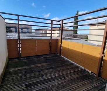 Location Appartement 2 pièces 46m² GALLARGUES LE MONTUEUX 30660 - Photo 3