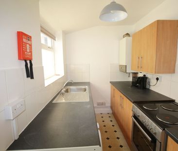 Student Accommodation 26 - 27, 77 Canwick Road, Lincoln - Photo 1