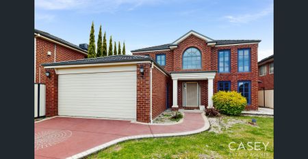 Luxury Family Living in the Heart of Springvale. - Photo 5