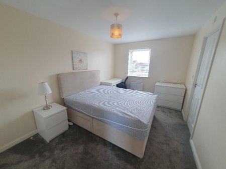 Over Drive, Patchway - Photo 4