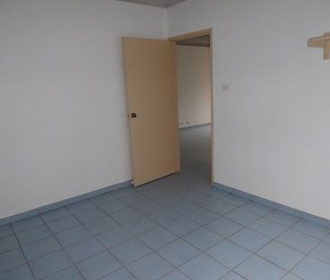 "Newly Renovated - Close to Station" - Photo 5