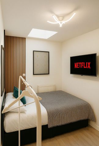 3 Bed Flat, Reginald Square, SE8 - Photo 2