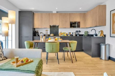 2 bedroom apartment to rent - Photo 4