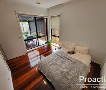 🏡 Modern Comfort Meets Effortless Style in Cheltenham - Photo 6