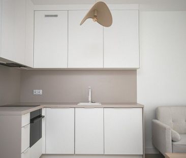 Warszawa, Żupnicza - Фото 2