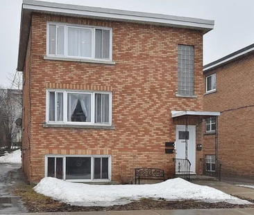 For Lease - 134 Jolliet Avenue Unit# 2, Vanier and Kingsview Park, ... - Photo 6