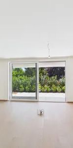 SELTEN ZU MIETEN. SCHWER ZU VERGESSEN. - NEUBAU-ERSTBEZUG ZWISCHEN WEINBERGEN & HEURIGEN - Photo 1