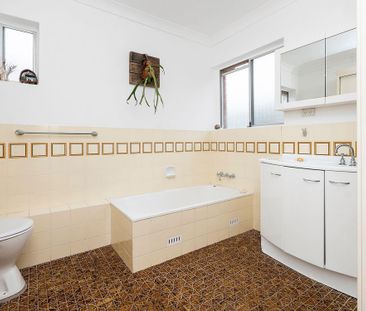 Put simply, welcome to the Hill - Photo 5