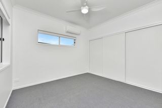 Stylish low-maintenance living in great location - Photo 1