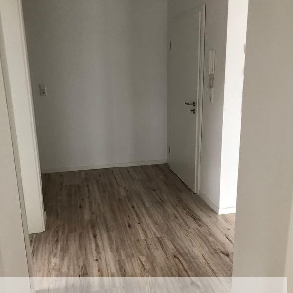 Moderne Dachgeschosswohnung in Top Lage in Westerstede - Foto 1