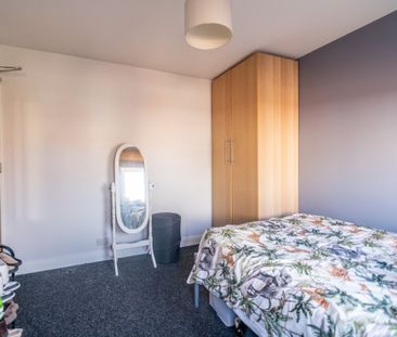 2 Fleming Avenue - Photo 2