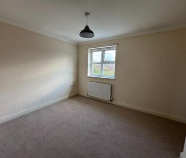 2 bedroom semi-detached house to rent - Photo 3