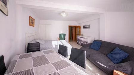 Carrer Albocàsser, Valencia, Valencian Community 46020 - Photo 2