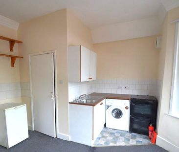 Studio to rent - Photo 4