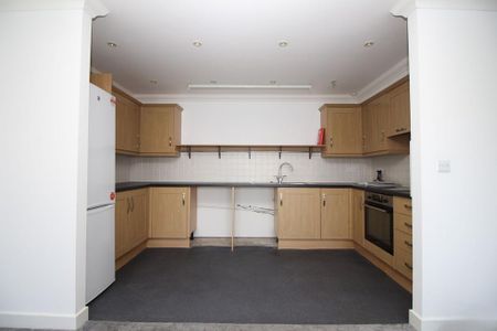 2 bedroom apartment to rent - Photo 3