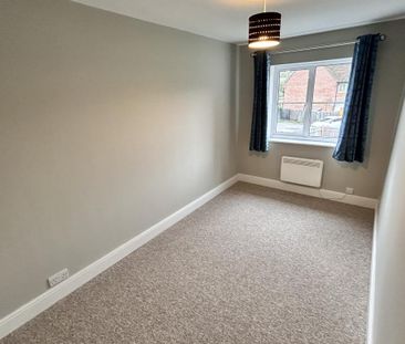 2 bedroom maisonette to rent - Photo 2