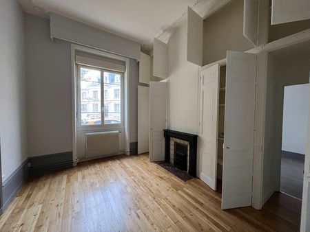 Location Appartement 5 pièces 95m² - Photo 5