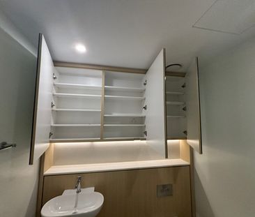 Modern Comfortable 1 Bedder - Photo 6