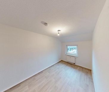 Familienwohnung mit Balkon in ruhiger Seitenstraße gelegen - Photo 3