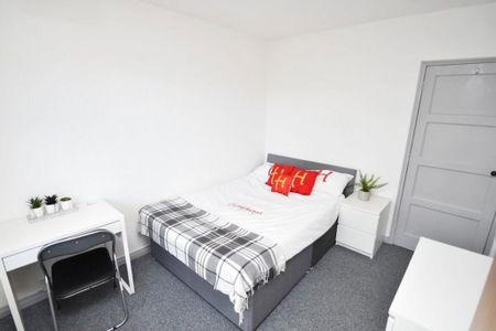 4 bedroom house to rent - Photo 2