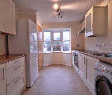 2 bedroom mid terraced house to rent - Photo 1
