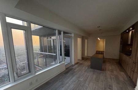 For Lease - 11 Yorkville Avenue Unit# 3409, Toronto, Ontario - Photo 5