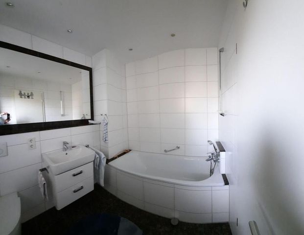 Schicke Zweizimmerwohnung in Köln-Rodenkirchen - Foto 1