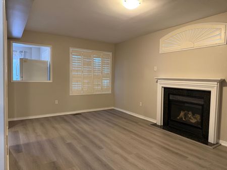 For Lease - 29 El Camino Way, Brampton, Ontario - Photo 3