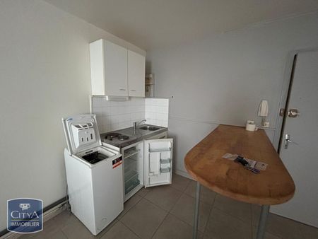 Location Appartement 1 pièce 21m² BOURGES 18000 - Photo 3