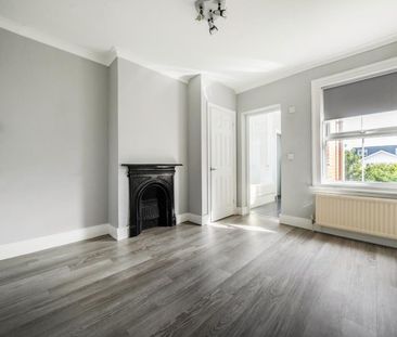 Ludlow Road, Guildford, Surrey, GU2 - Photo 4