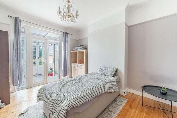 Pinner Road, Harrow, HA1 - Photo 1