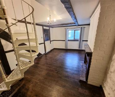 2 bedroom barn conversion to rent - Photo 2