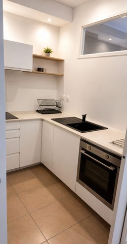 Location Appartement 1 pièce 38m² LYON 6ème - Photo 3