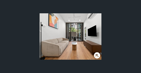 Fully furnished Two bedroom with courtyard and direct street access. Amazing rooftop wellness amenities! - Photo 5