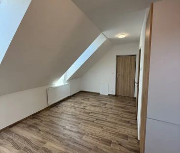 Pronájem nového bytu 1+KK + patro na spaní - Photo 6